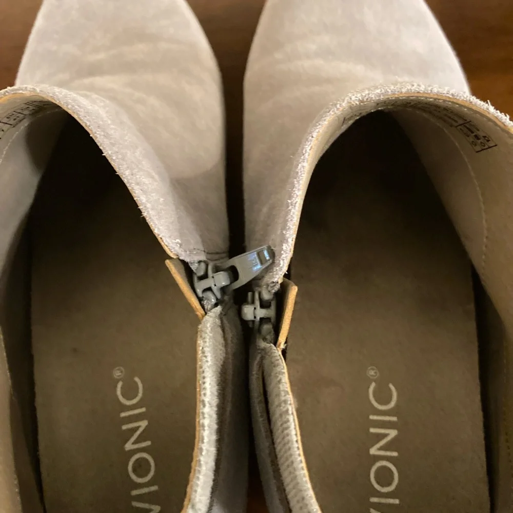 Vionic Dusty Grey Suede Ankle Booties - Picture 5 of 7